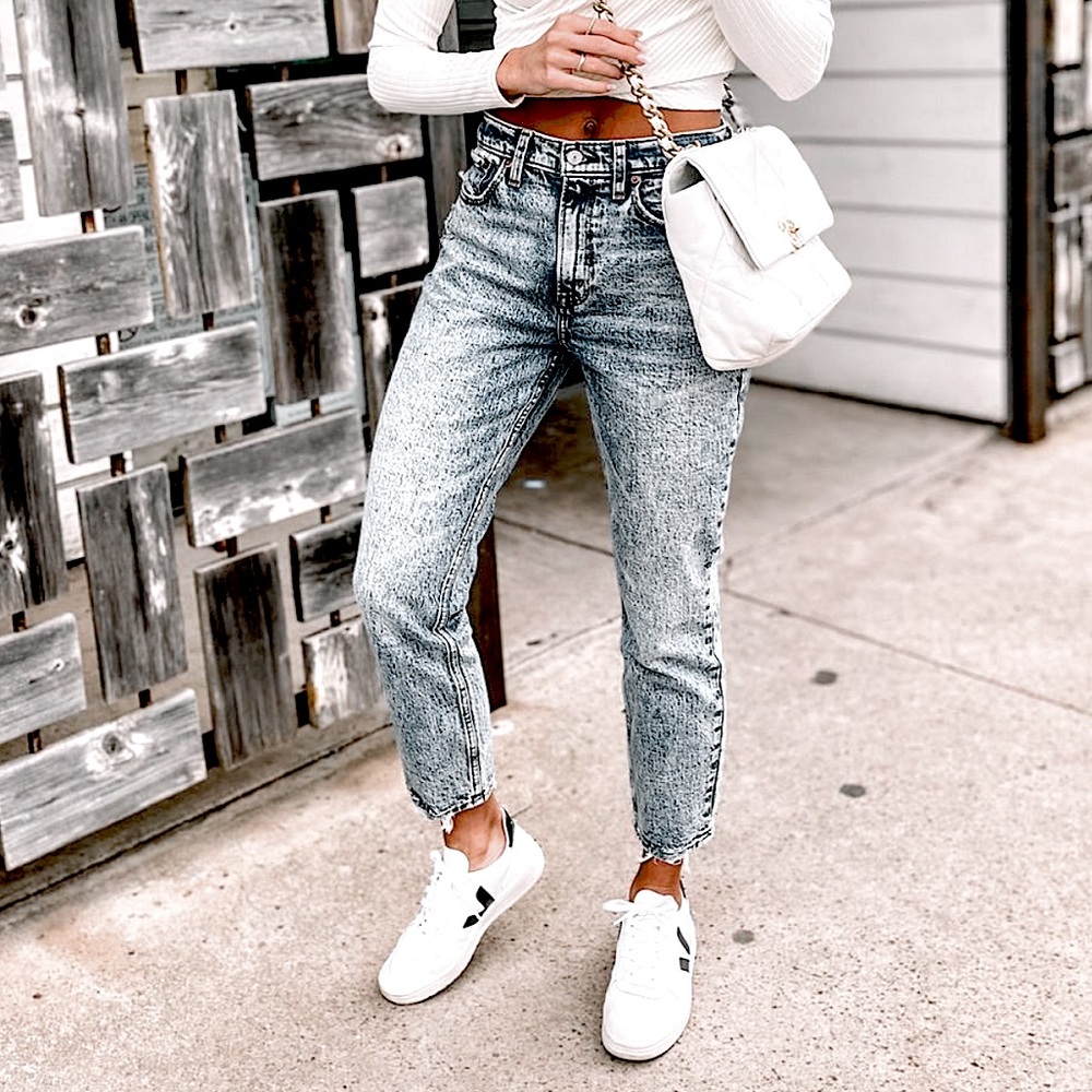 So Women’s Jean Acid wash mom jeans